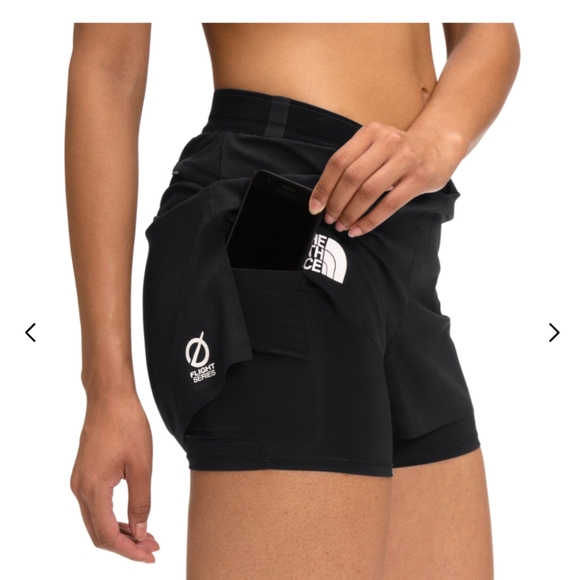 The North Face Flight Stridelight 2 in 1 shorts - Picture 4 of 8